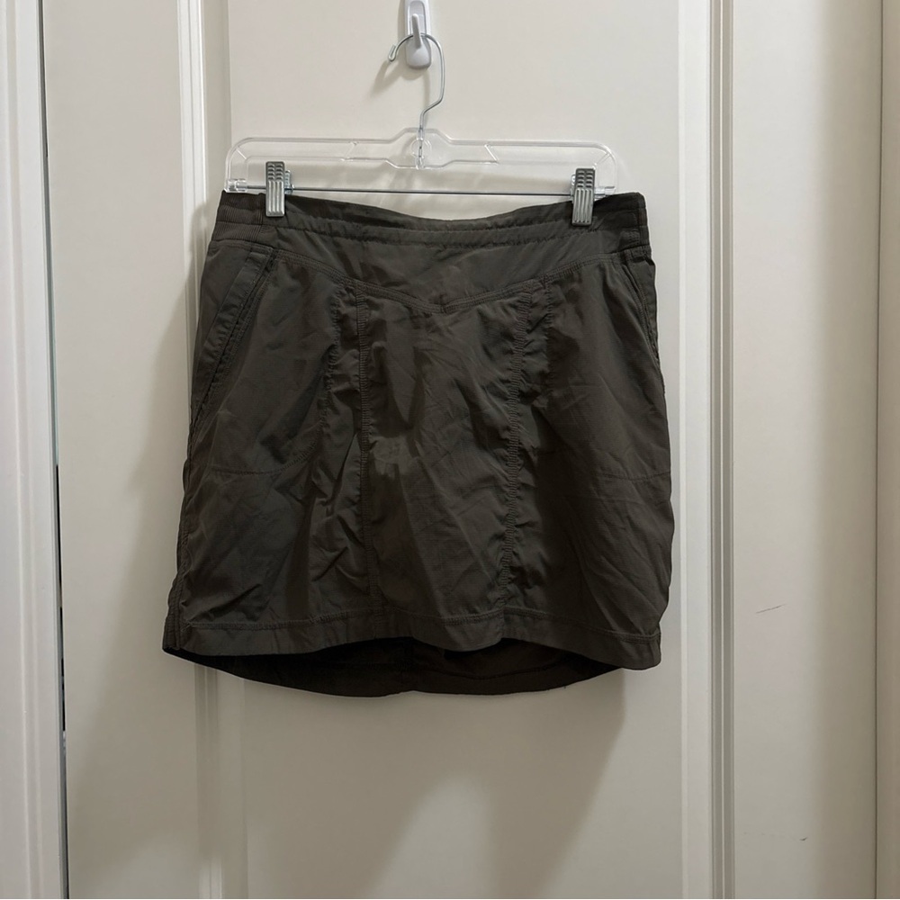 Indygena Skirt Size Medium Olive Green Granola Girl Gorpcore Hiking Outdoorsy